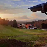 Апартаменты Blockhaus Am Baumwipfelpfad Нойшёнау