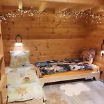 Апартаменты Blockhaus Am Baumwipfelpfad Нойшёнау